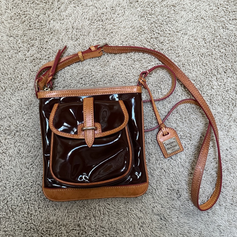 Dooney & Bourke crossbody bag